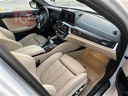 بی ئێم دەبڵیو سیریەس 5